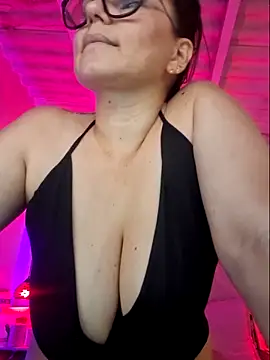 MariaPau_83 Live XXX-chat