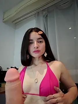 Sam_Sara Adlı Modelin Canlı XXX Sohbeti