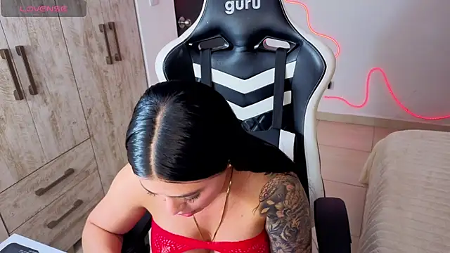 Victoryyy_ Live XXX-chat