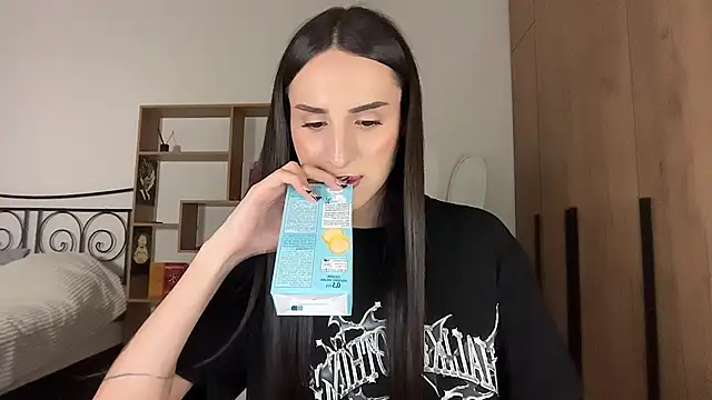 Pertunjukan Kamera Web Kim_Oberlin_