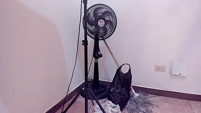 CloeRosell's Live XXX Chat