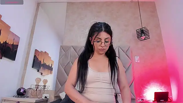 Cinthia_Cortes' Live XXX Chat