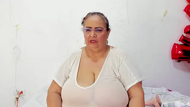 BBW_salome: онлайн-секс-чат