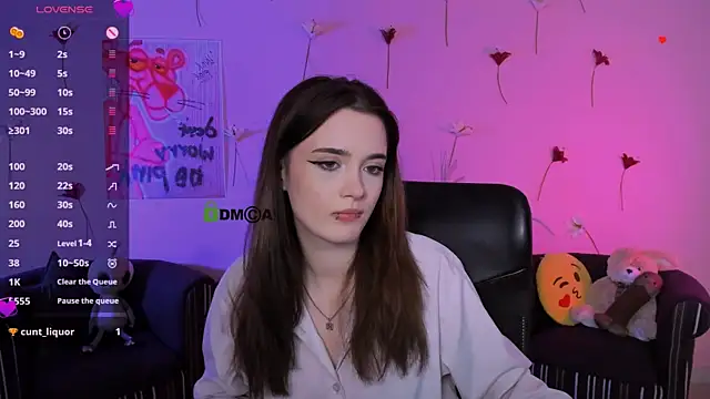 دردشة liana_kisses الجنسية المباشرة