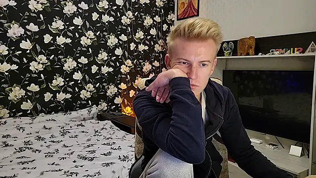 Chatroom XXX en direct de Vuitton