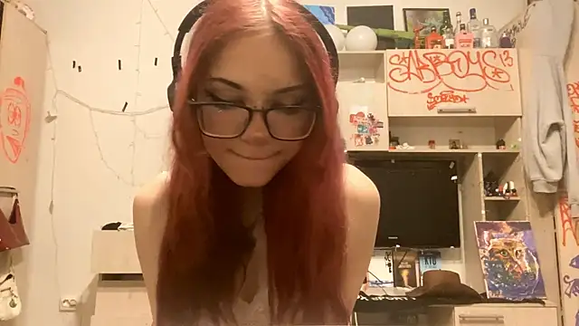 RedHeadCat Chat XXX live