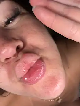 แชท XXX สดของ BarbiBliss