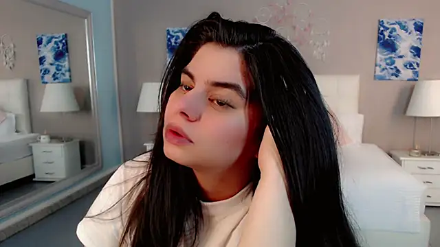 _Maddison_Ivanova_ webkamerás műsora