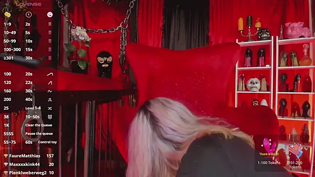 MistressAndre's Live XXX Chat