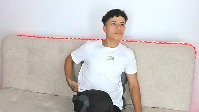 _Alex_Coltonのウェブカメラショー