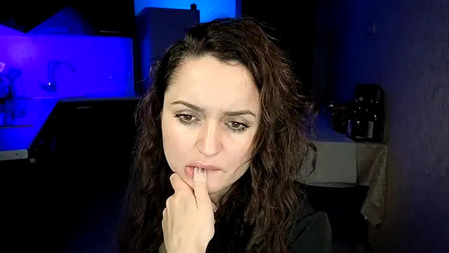 Cerann1 Live XXX-chat