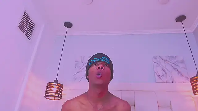 Santiago_Ortiz_ Pertunjukan Webcam