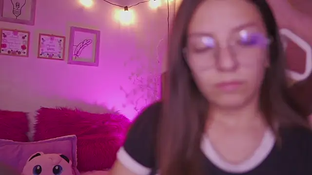 แชท XXX สดของ milly_kenner