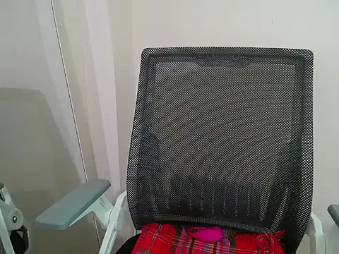 Chatroom XXX en direct de Jumi_sexy