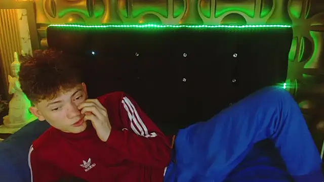 XXX chat uživo modela cruz_dante