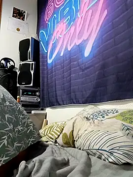 Mikaaa97 live XXX chat