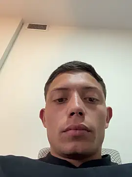 Czat XXX na żywo – santiObrero