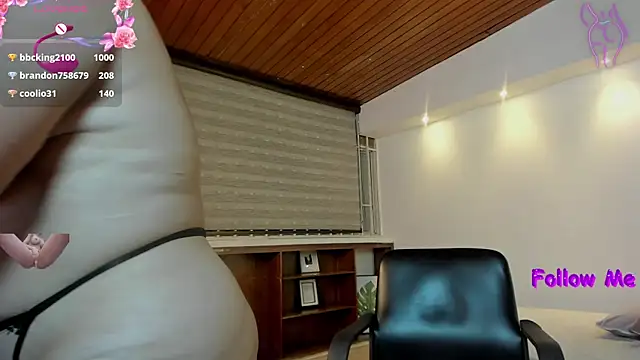 Chat XXX en directo de victoria_mooree