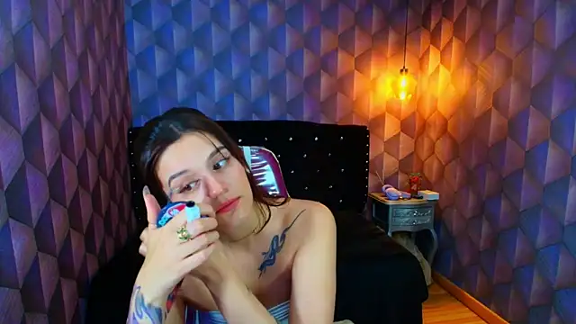 LiaHarryis' Live XXX Chat