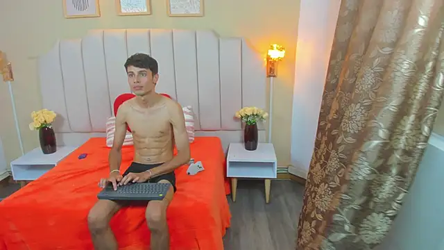 Webkamerová show thomas_dikey