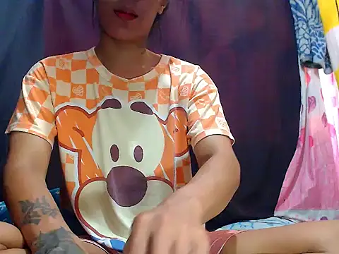 AwesomeMistress_Bigcock Pertunjukan Webcam