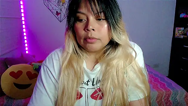 EllieMoonX Adlı Modelin Web Kamerası Şovu