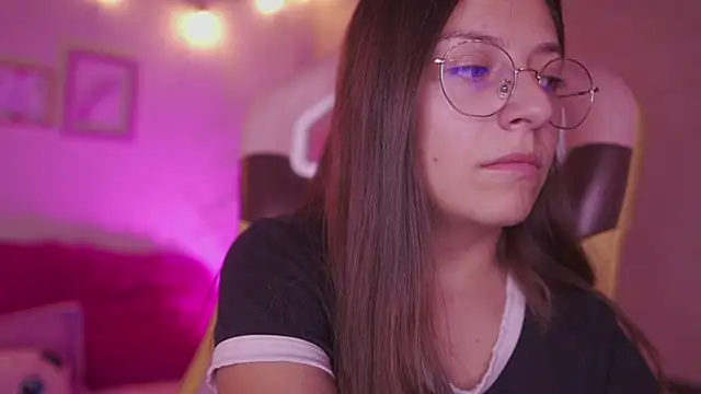 milly_kenner: онлайн-секс-чат