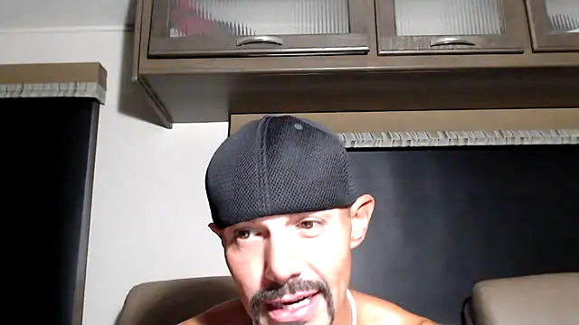 ThickD2C's Webcam Show