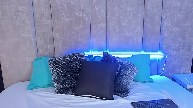 AmmyJones_ Live XXX-Chat