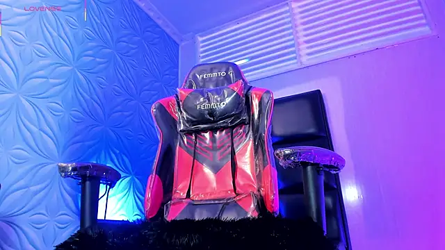 Milk_max_18: онлайн-секс-чат