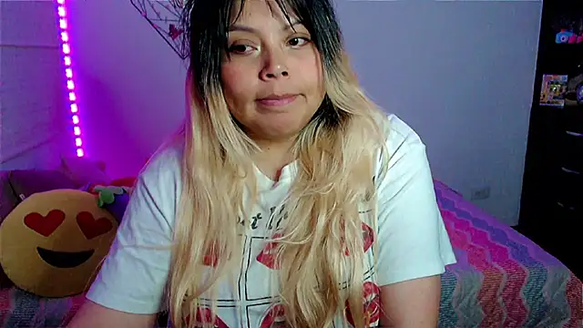 Czat XXX na żywo – EllieMoonX