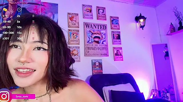 ZaradavisのライブXXXチャット