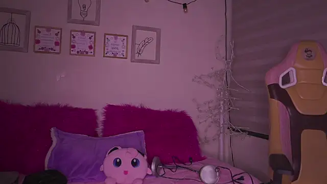 milly_kenner Live XXX-Chat