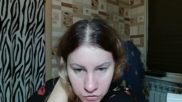 แชท XXX สดของ TherestlessKitty