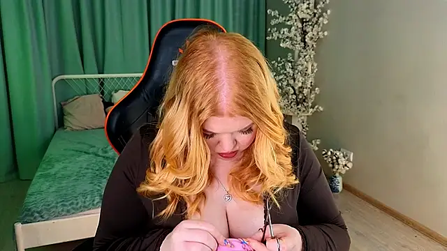 แชท XXX สดของ Arietta_Heart