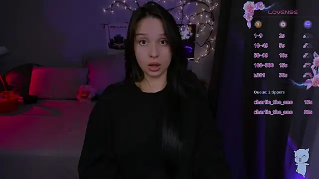 SoftyMooon's Live XXX Chat