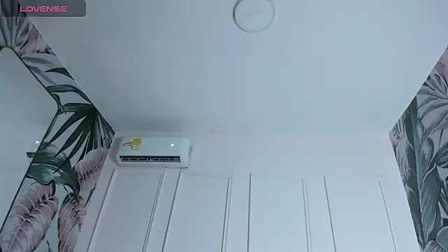 Hada_MagicaのライブXXXチャット