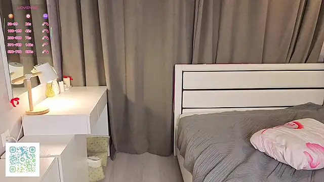 Živý XXX chat DaynaMacha