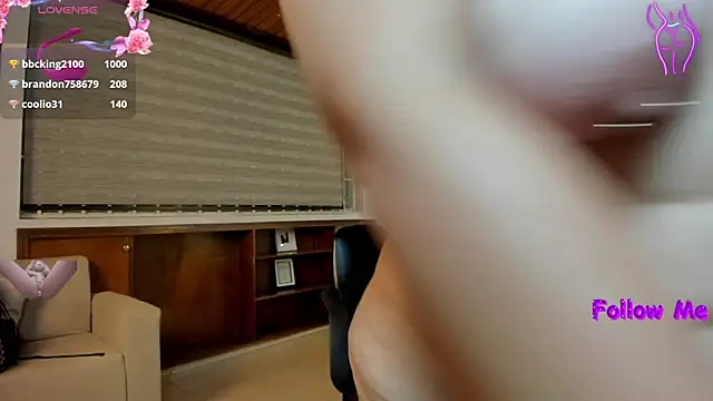 victoria_mooree live XXX chat