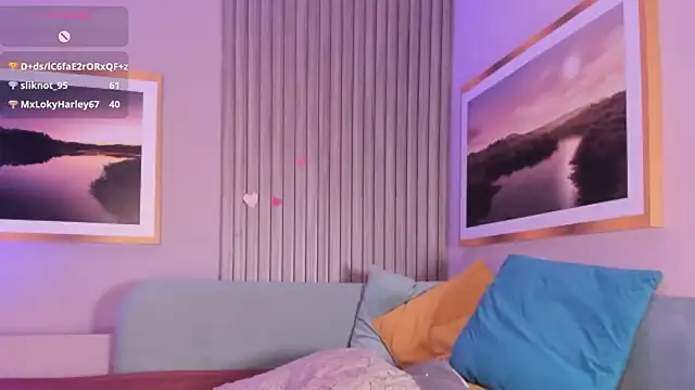 Chatroom XXX en direct de Hailey-Fox