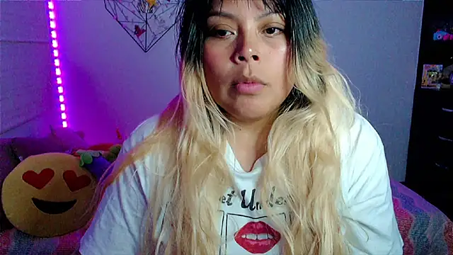 EllieMoonX Chat XXX live