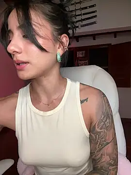 Ale_Lewis Live XXX-chat