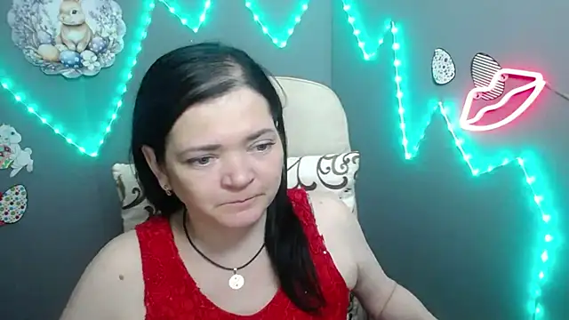 LauraFinn 라이브 XXX 채팅