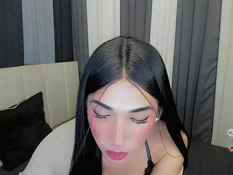 FyangFoxx Pertunjukan Webcam