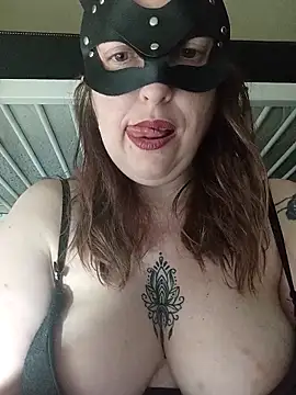 Dunitta Chat XXX in diretta