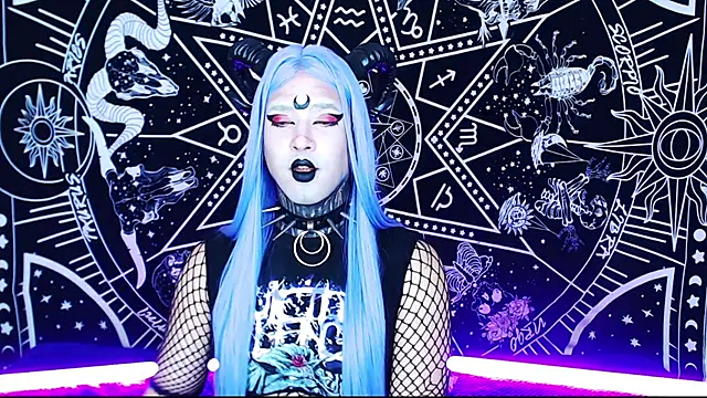 Show modela naomi_satan na web-kameri