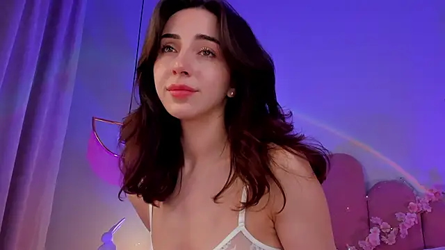 ElsaYoung Adlı Modelin Canlı XXX Sohbeti