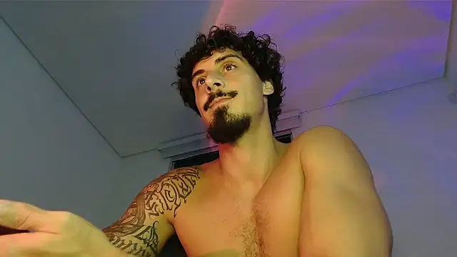 milkoffe élő XXX-chatje