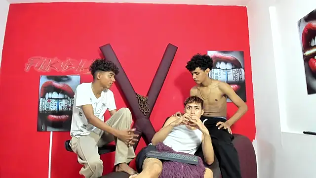 VERY_HOT_GUYS: онлайн-секс-чат