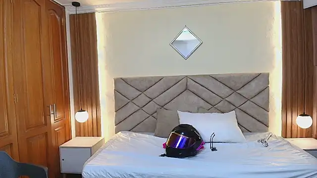 Laracooper_ 现场XXX聊天